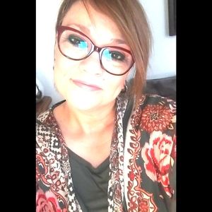 Meet your Posher, Charlene